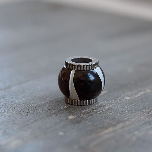 Brighton Spacer Bead Brown and White Round Vintage White Swirl Pattern - Picture 5 of 7